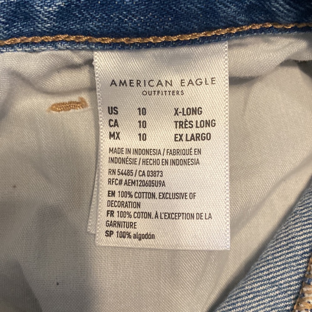 American Eagle Ripped jeans - Picture 7 of 7